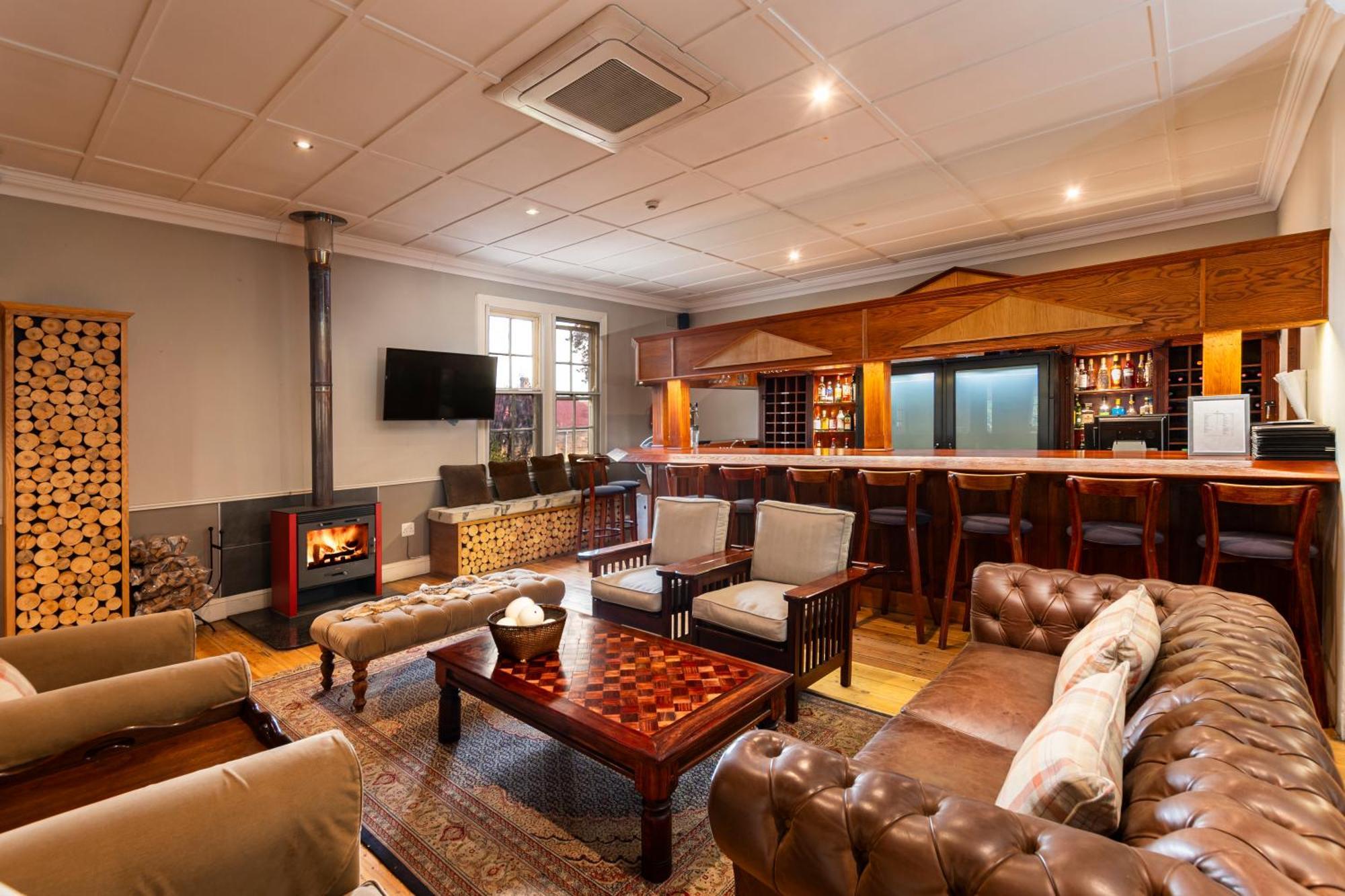 Queen'S Hotel By Bon Hotels Oudtshoorn Kültér fotó